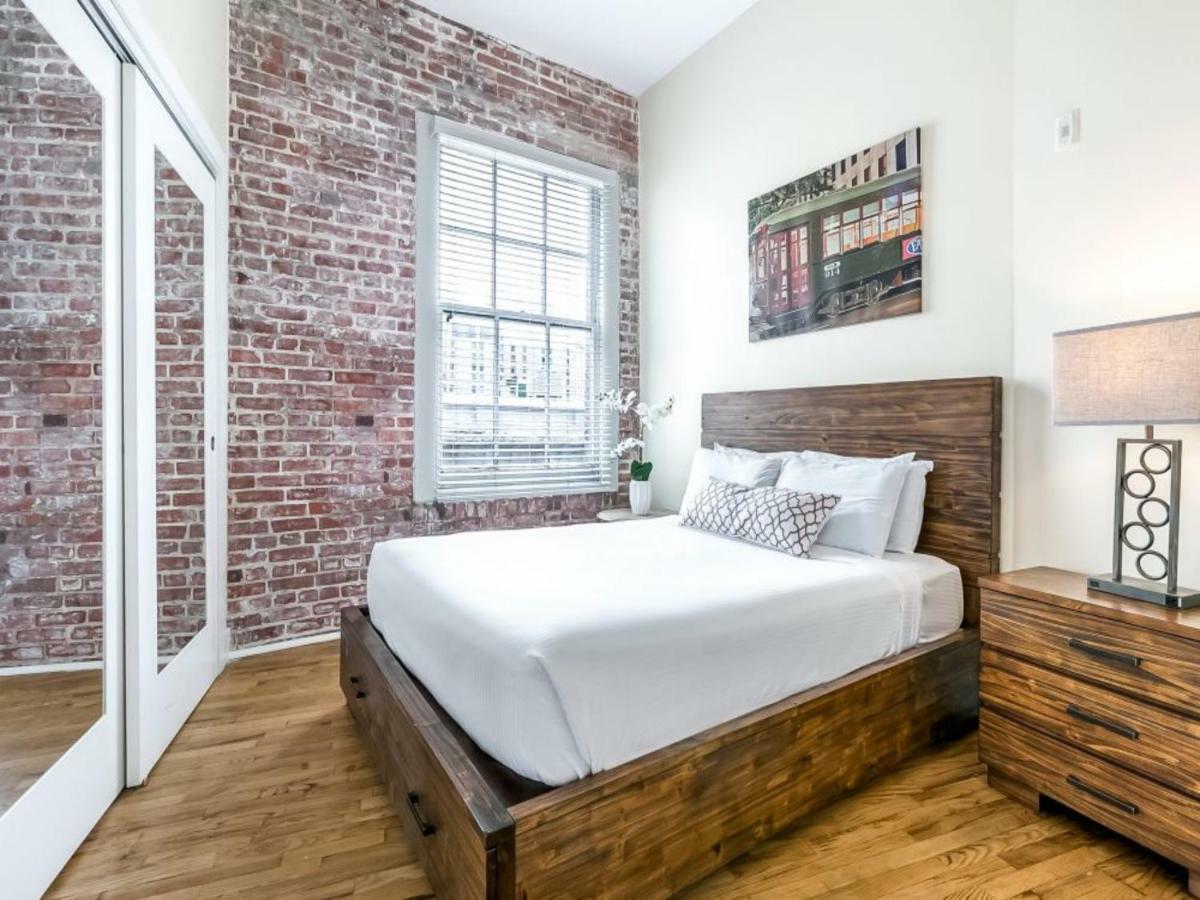 Beautiful Condos Steps From French Quarter And Bourbon St Nueva Orleans Exterior foto