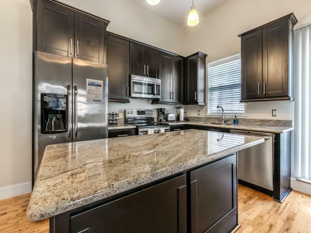 Beautiful Condos Steps From French Quarter And Bourbon St Nueva Orleans Exterior foto